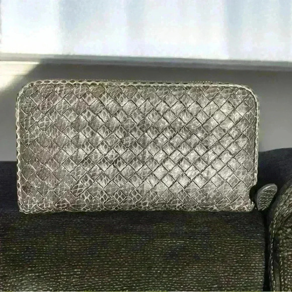 Bottega Veneta Snakeskin Wallet - Picture 1 of 5